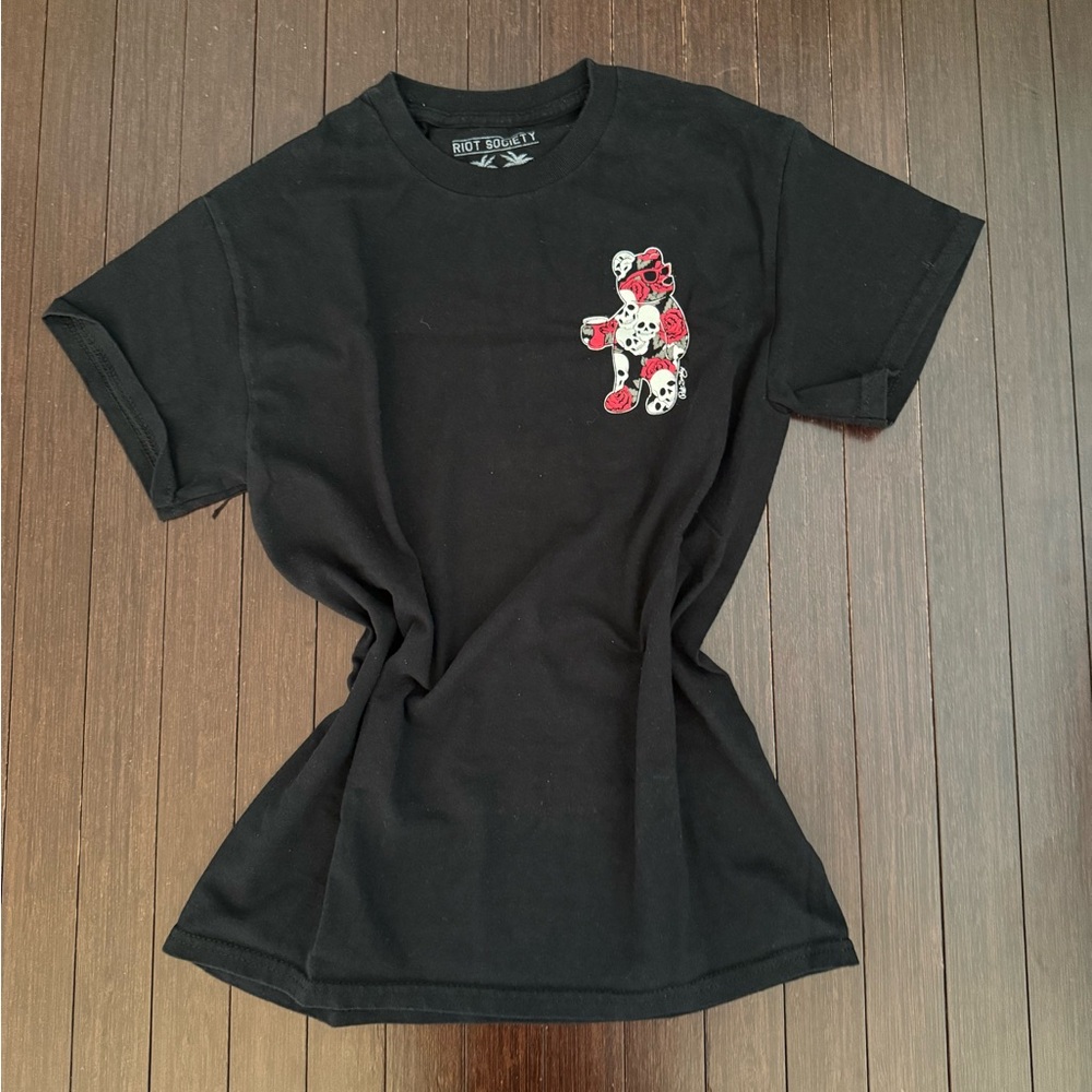 Black Graphic T-Shirt with Red and White Bear Design